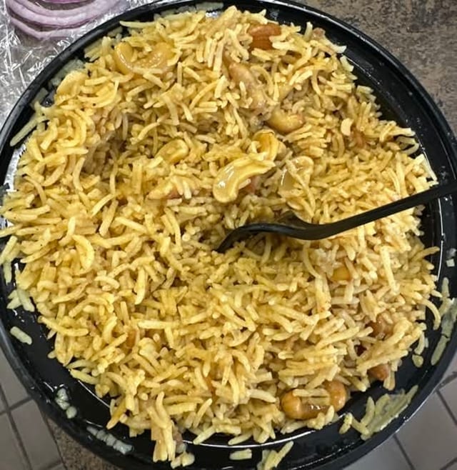 Raju Gaari Veg Pulav.